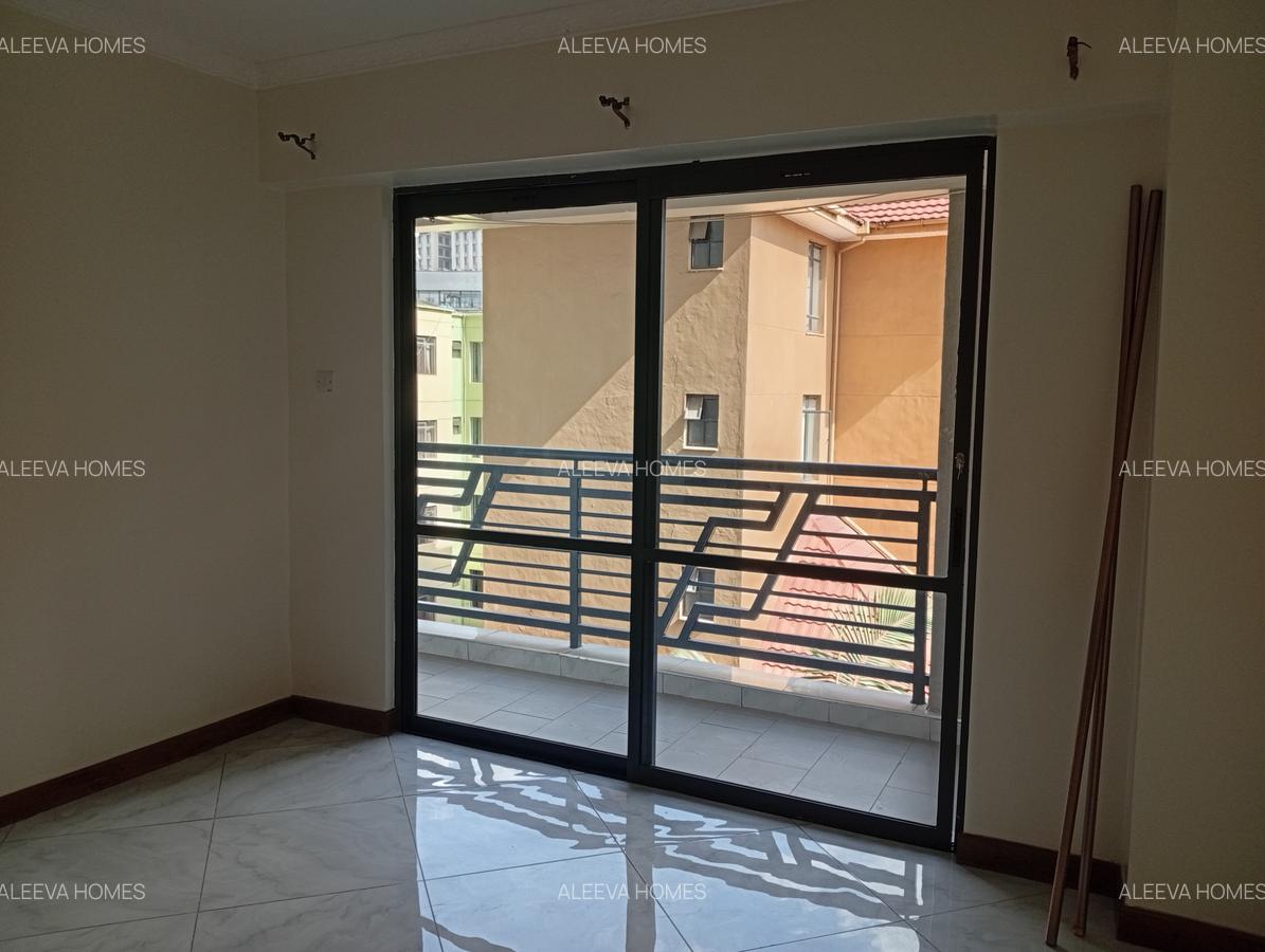 1 Bed Apartment with Gym in Westlands Area - 12