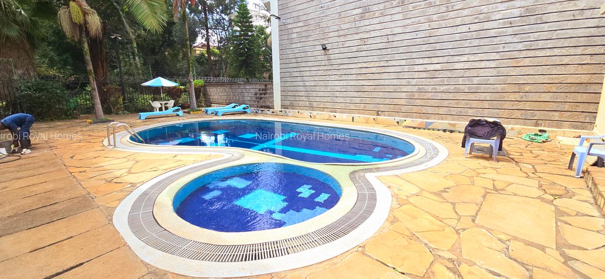 4 Bed Townhouse with En Suite at Grovelia Grove - 18