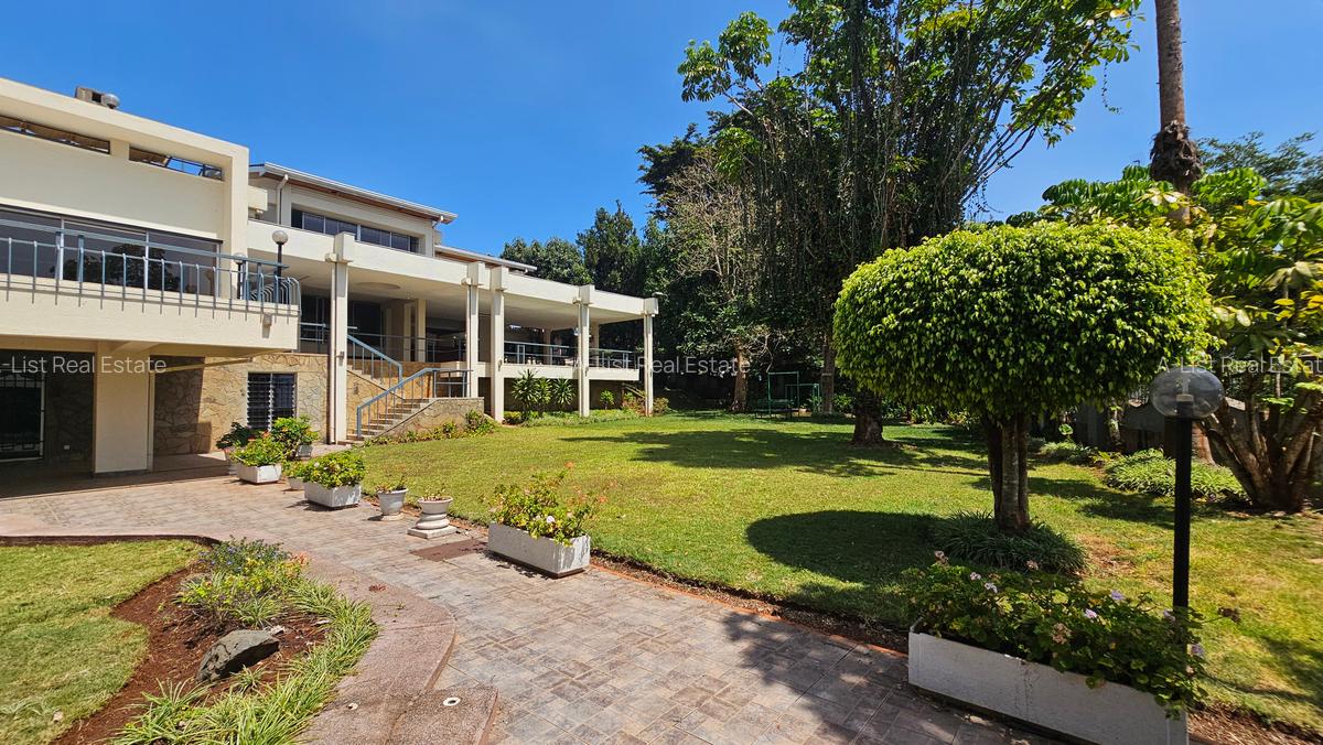 2,000 ft² Office with Service Charge Included at Kabarsiran - 6