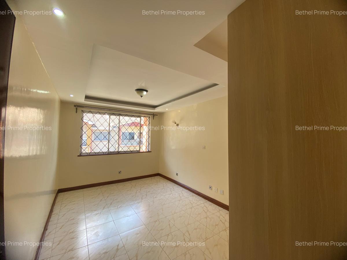 4 Bed Townhouse with Staff Quarters in Kileleshwa - 11