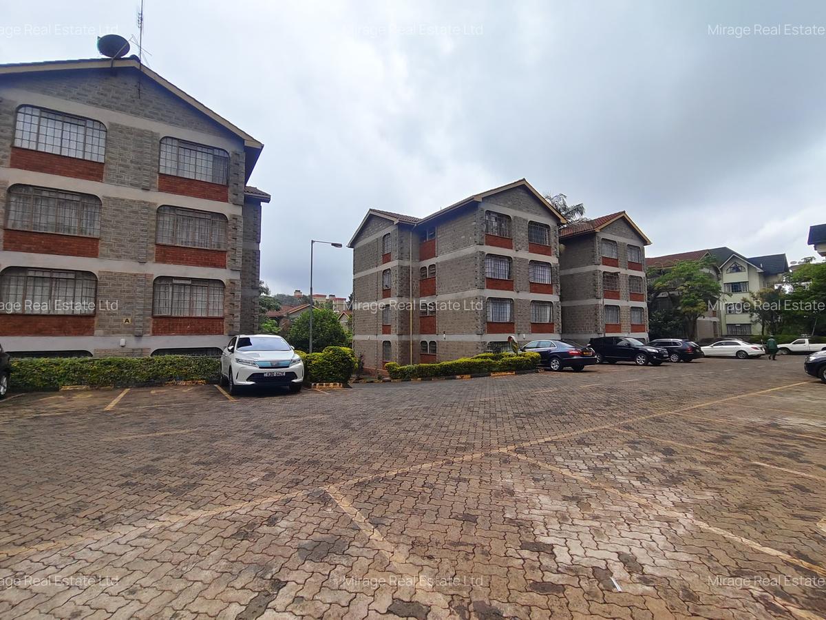 3 Bed Apartment with Borehole in Kilimani - 20