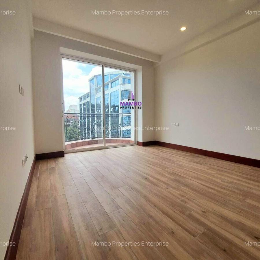 4 Bed Apartment with En Suite at City Park Drive - 16