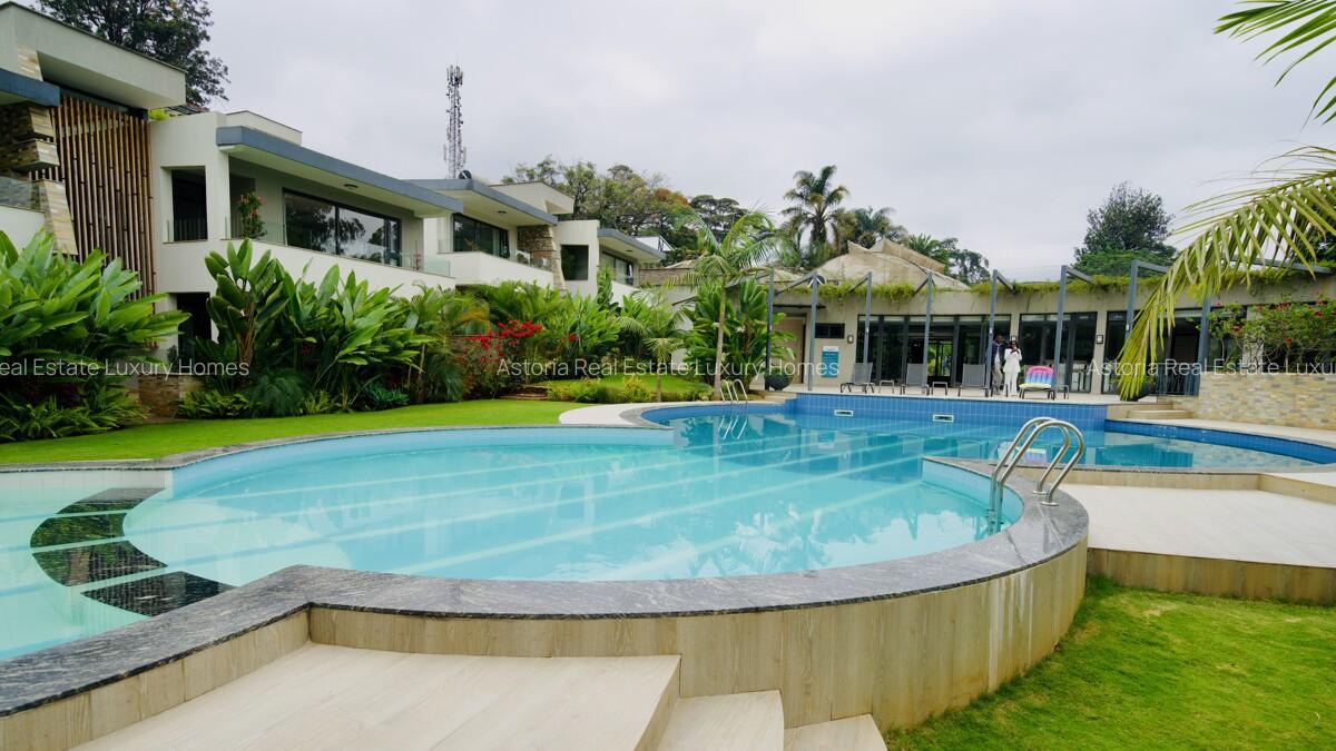 3 Bed Villa with En Suite at 2026-389 3 Bed - 3