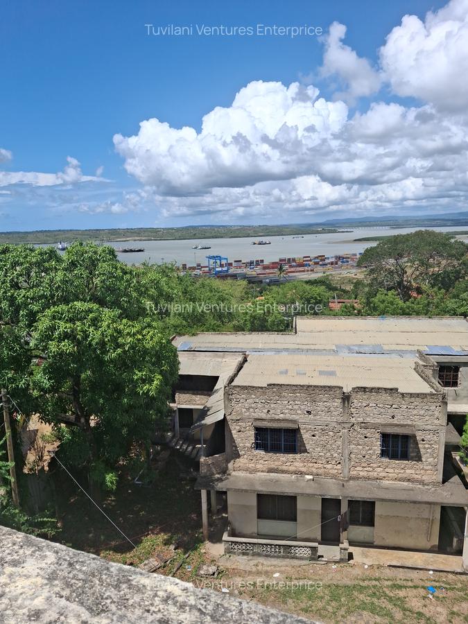 Land at Changamwe - 13