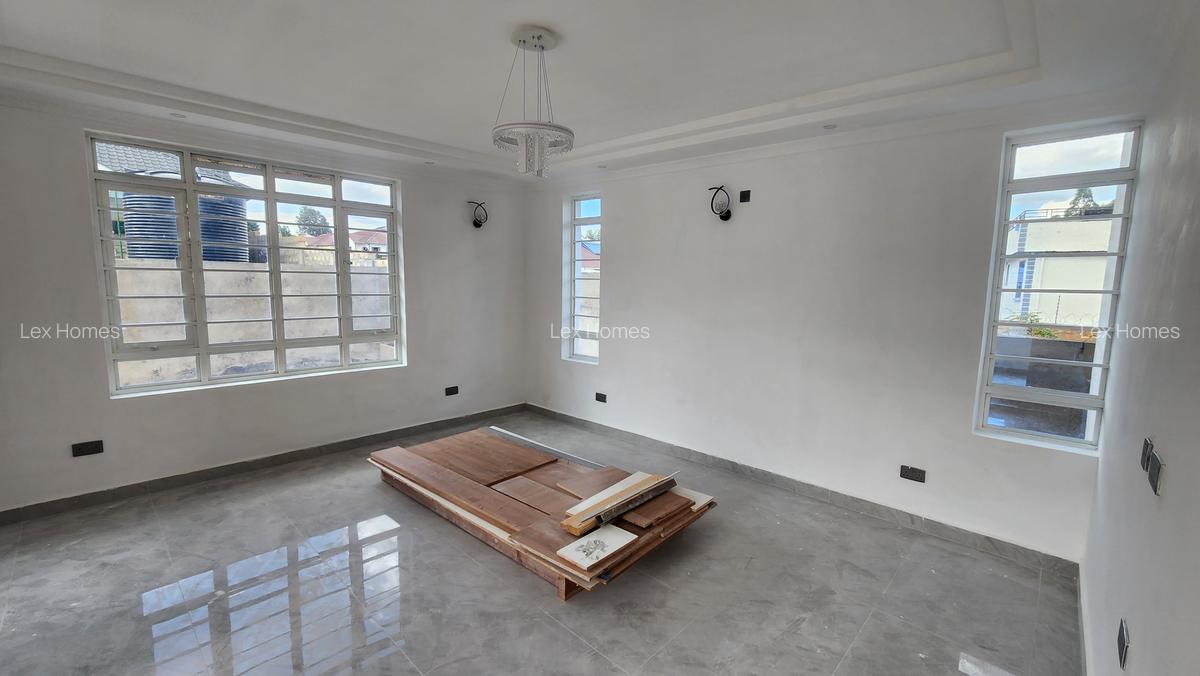 4 Bed House with En Suite at Forest Line Road - 3