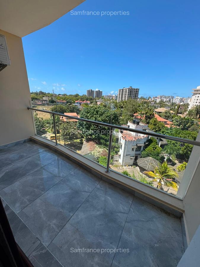 Serviced 3 Bed Apartment with En Suite at Mount Kenya Road - 4