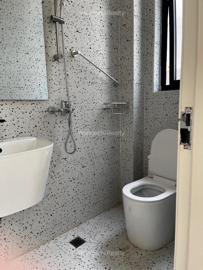 5 Bed Apartment with En Suite in Lavington - 10