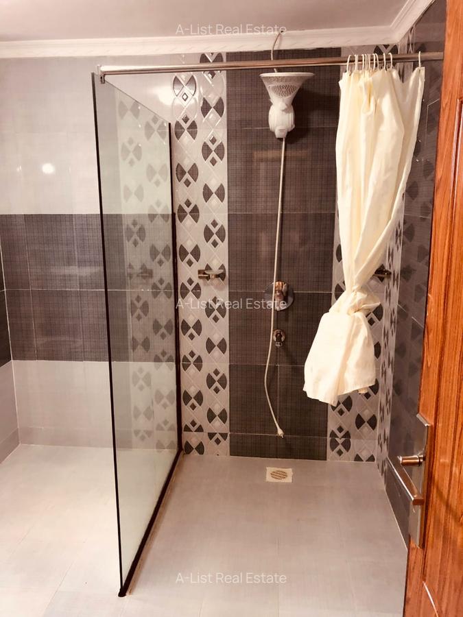 3 Bed Apartment with En Suite at Oloitoktok Road - 11