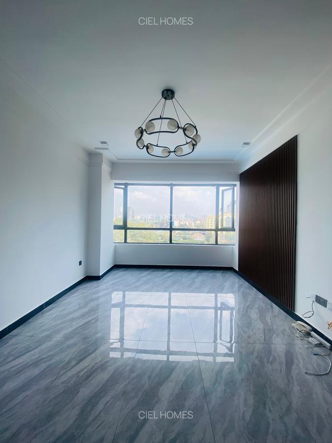 2 Bed Apartment with Swimming Pool at Wood Avenue - 4
