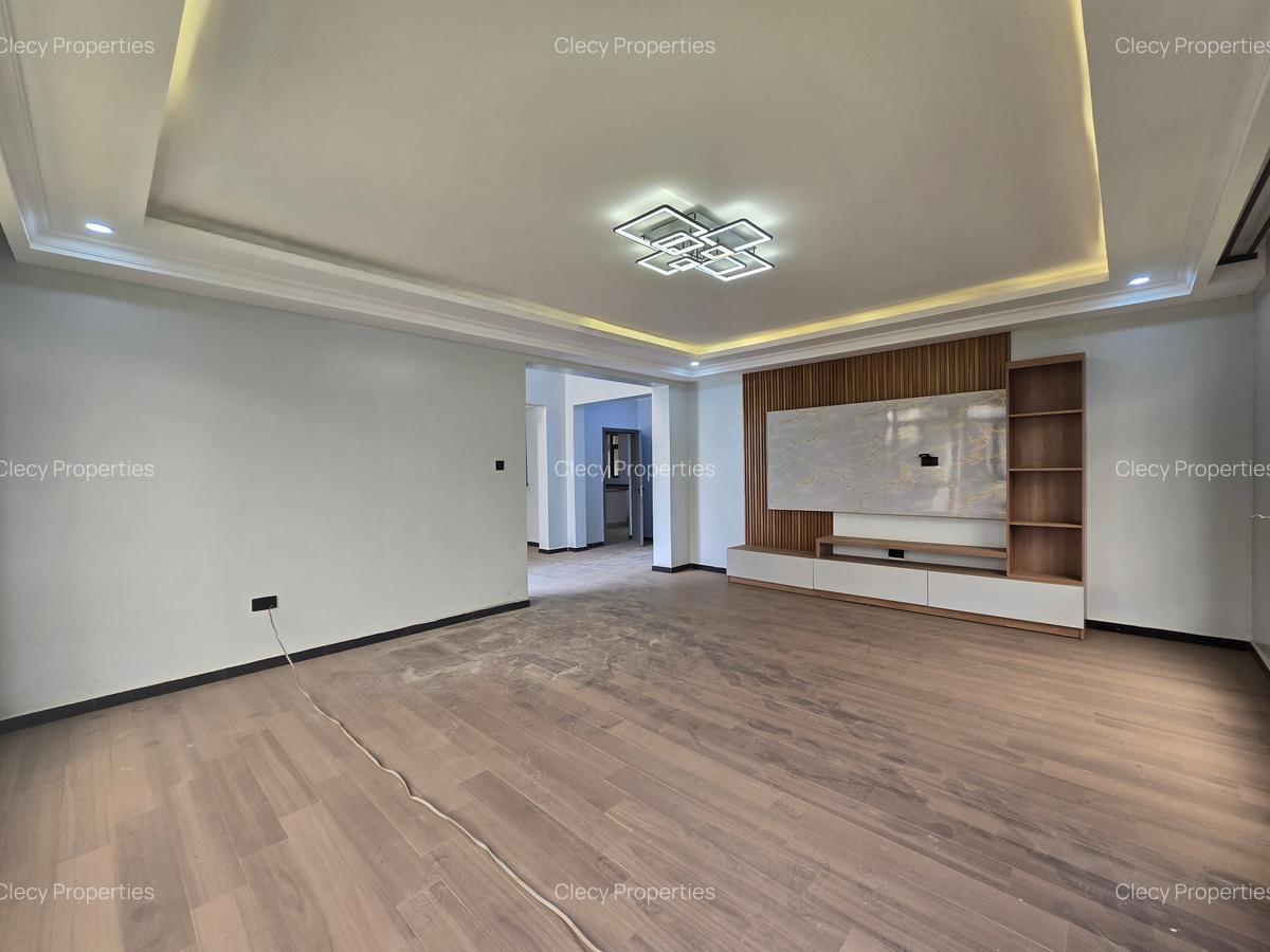 6 Bed House with En Suite at Kimbo - 3