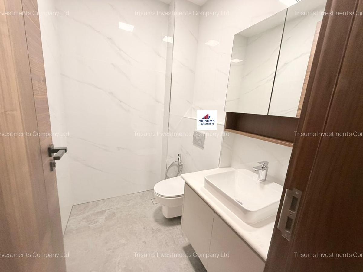3 Bed Apartment with En Suite in Westlands Area - 13