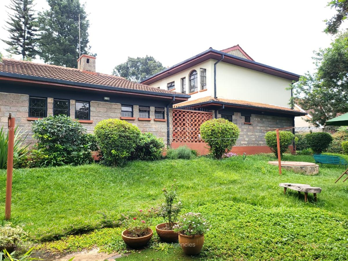 5 Bed Townhouse with En Suite at New Kitisuru Estate - 1