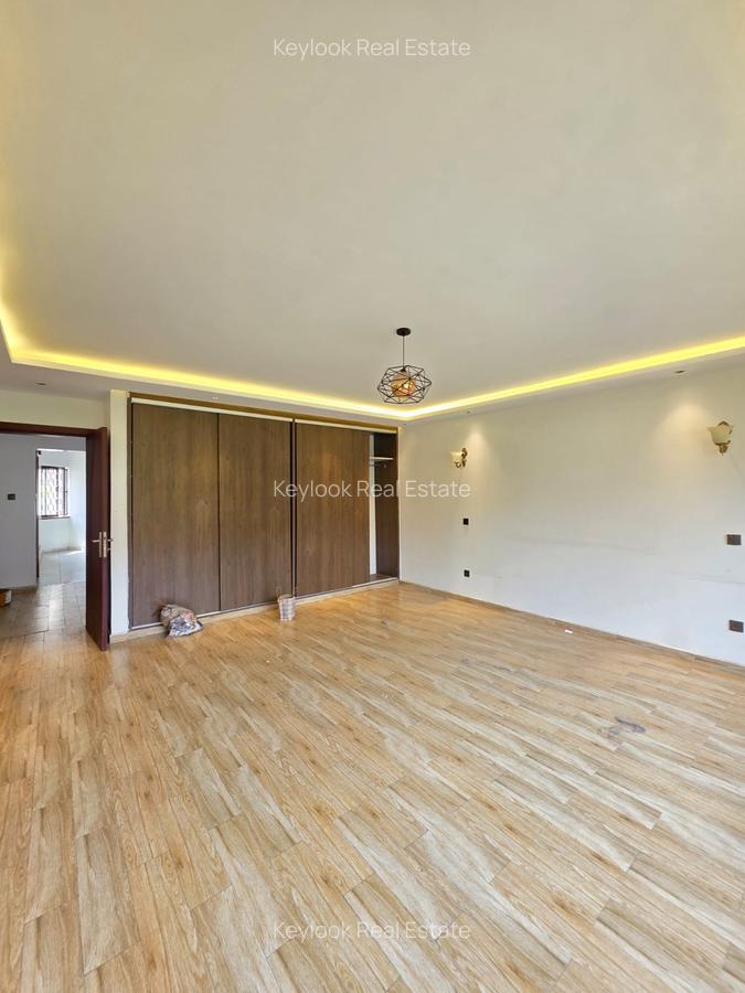 5 Bed Townhouse with En Suite at Gitanga Road - 10
