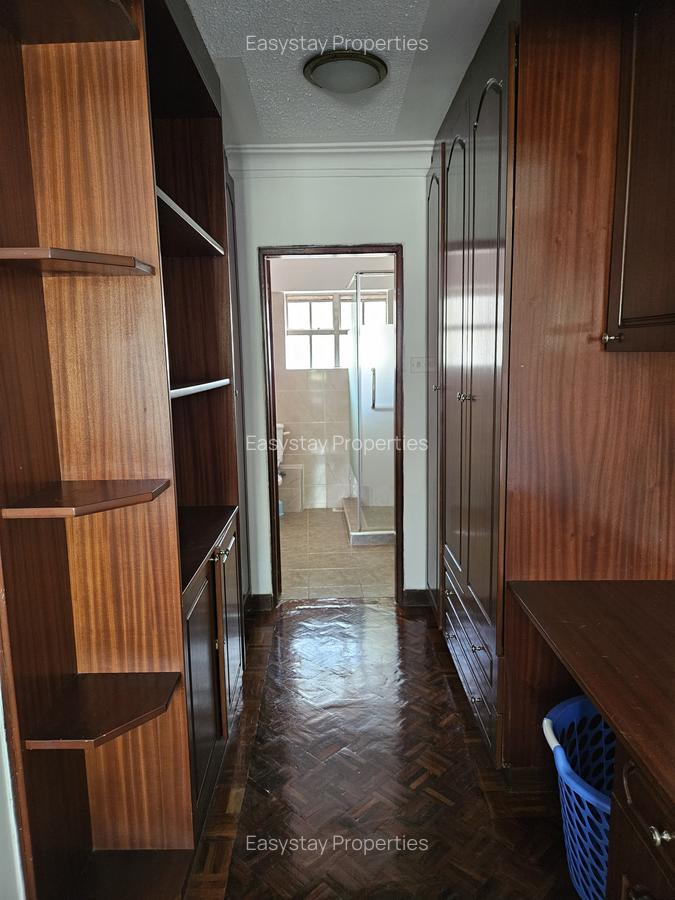 Furnished 2 Bed Apartment with En Suite in Brookside - 5