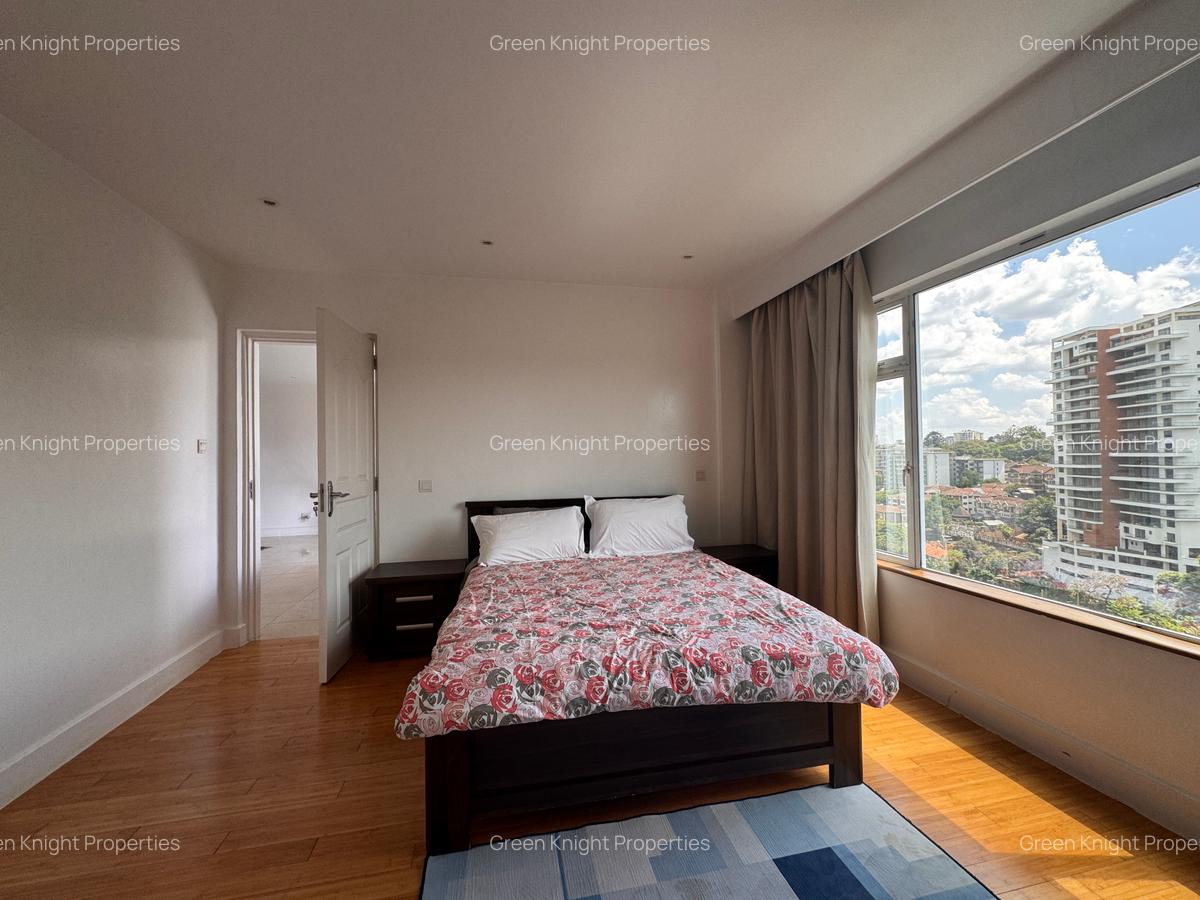 Serviced 2 Bed Apartment with En Suite in Westlands Area - 7