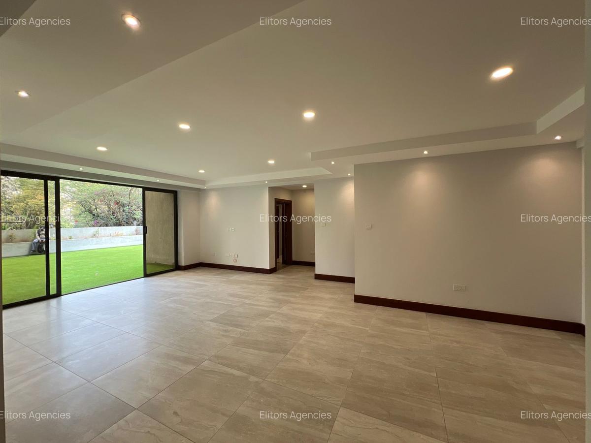 2 Bed Apartment with En Suite at Raphta Road - 6