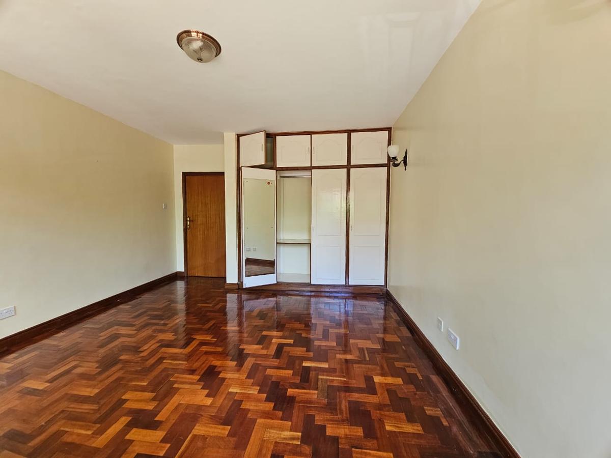 4 Bed House with En Suite in Kitisuru - 6