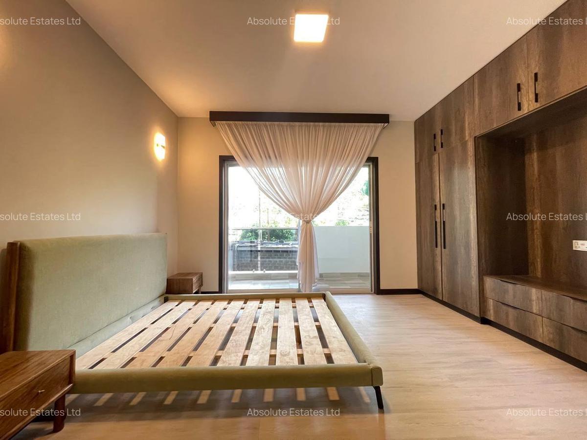 2 Bed Apartment with Gym in Riverside - 8