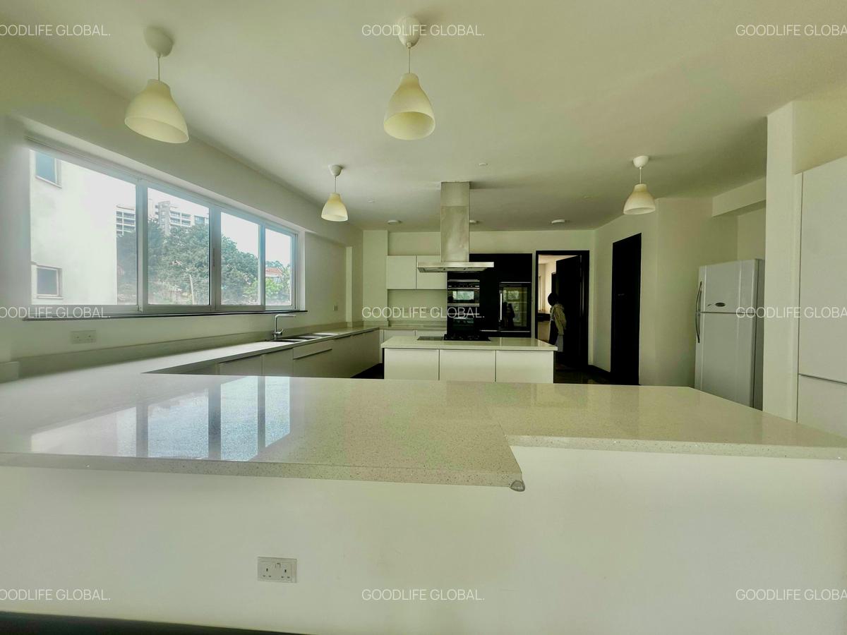 4 Bed Apartment with En Suite at General Mathenge - 7