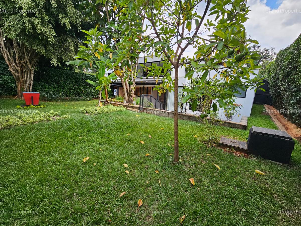 1 Bed Townhouse with En Suite in Kyuna - 1