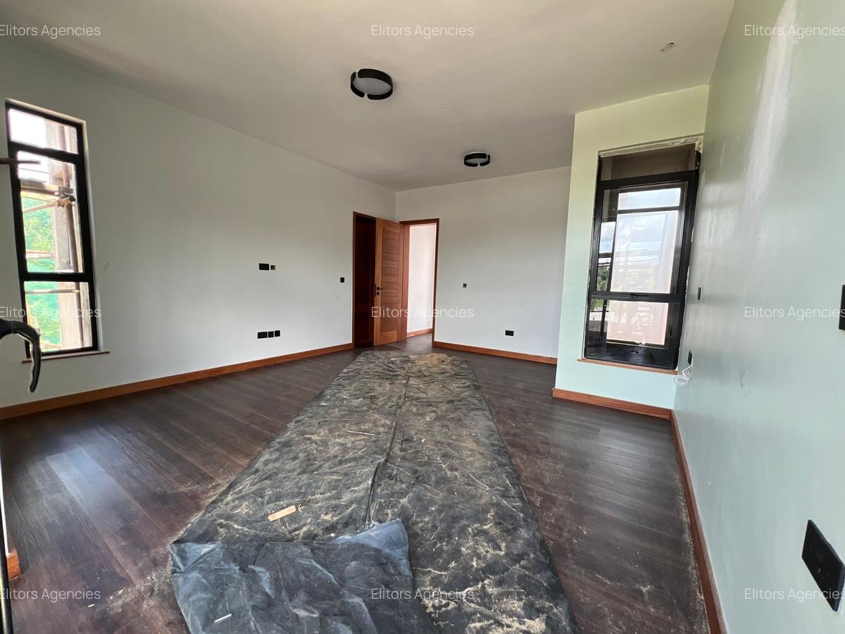 4 Bed Townhouse with En Suite at Kirawa Road - 11