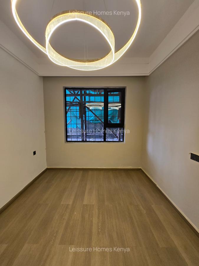 4 Bed Apartment with En Suite at Othaya Road - 8