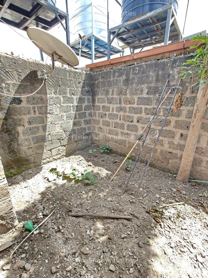 3 Bed House with Garden in Donholm - 13