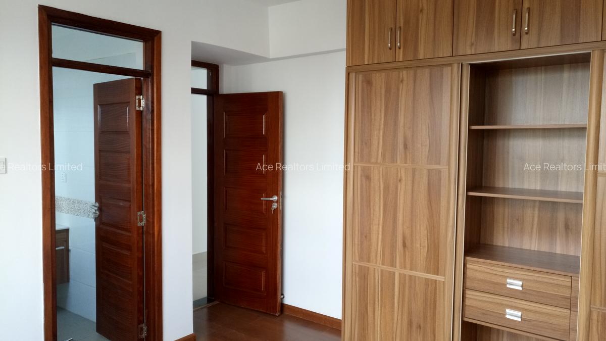 2 Bed Apartment with En Suite at Kilimani - 4