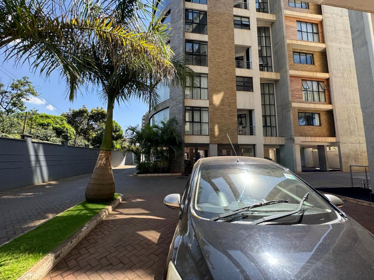 4 Bed Apartment with En Suite in General Mathenge - 13