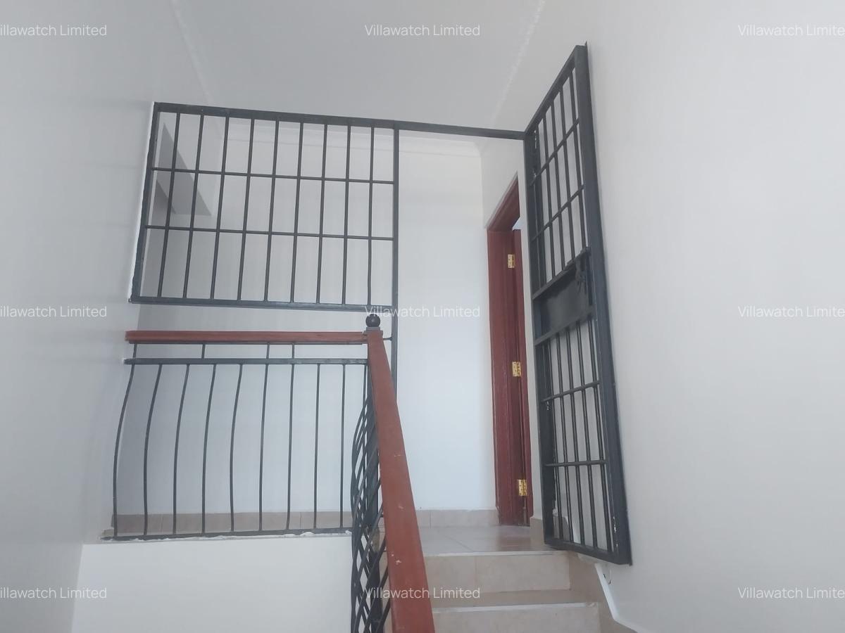 5 Bed House with En Suite at Bamburi Estate - 11