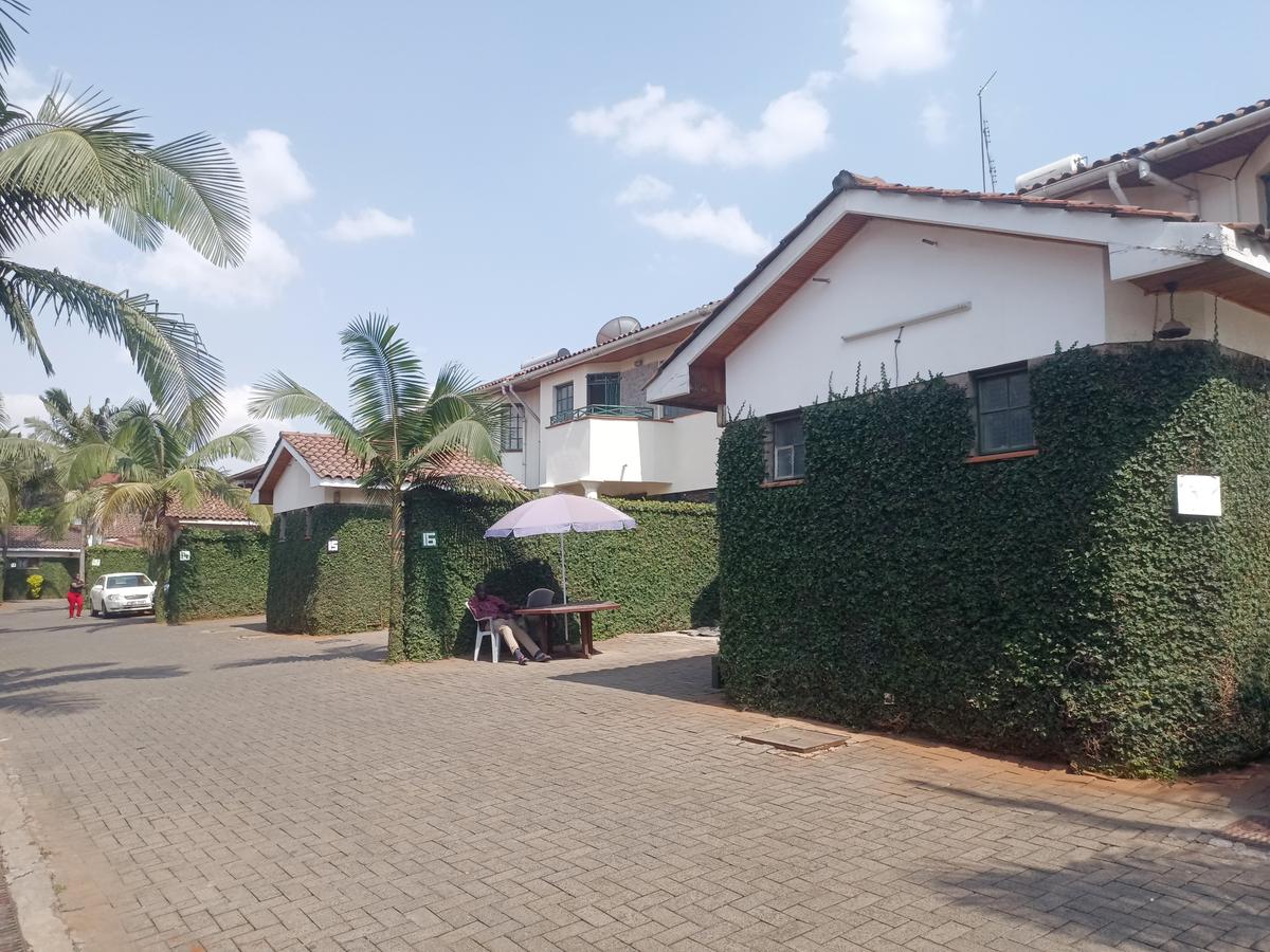 4 Bed Townhouse with En Suite at Near Kasuku Centre - 10