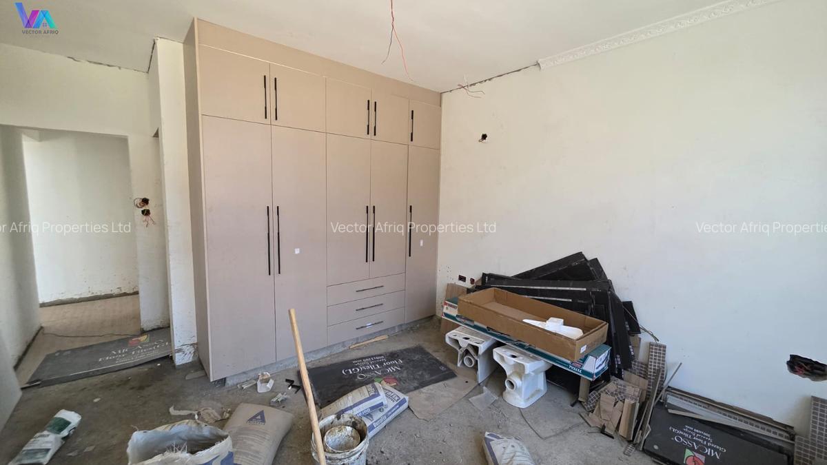 Land in Kitengela - 10