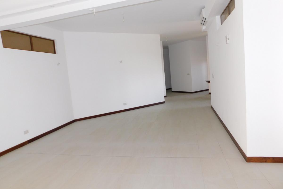 3 Bed Apartment in Nyali Area - 3