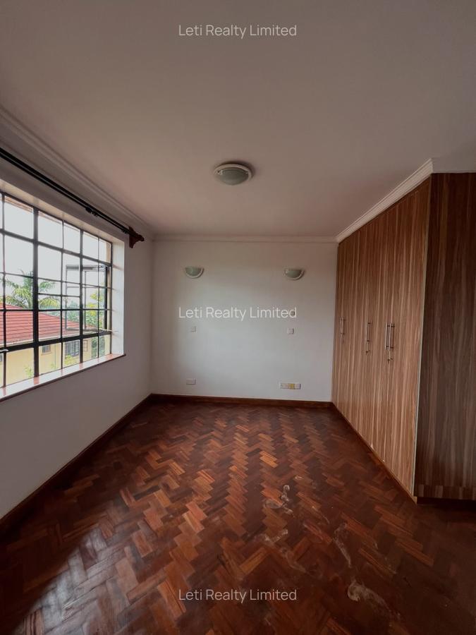4 Bed Townhouse with En Suite in Kitisuru - 15
