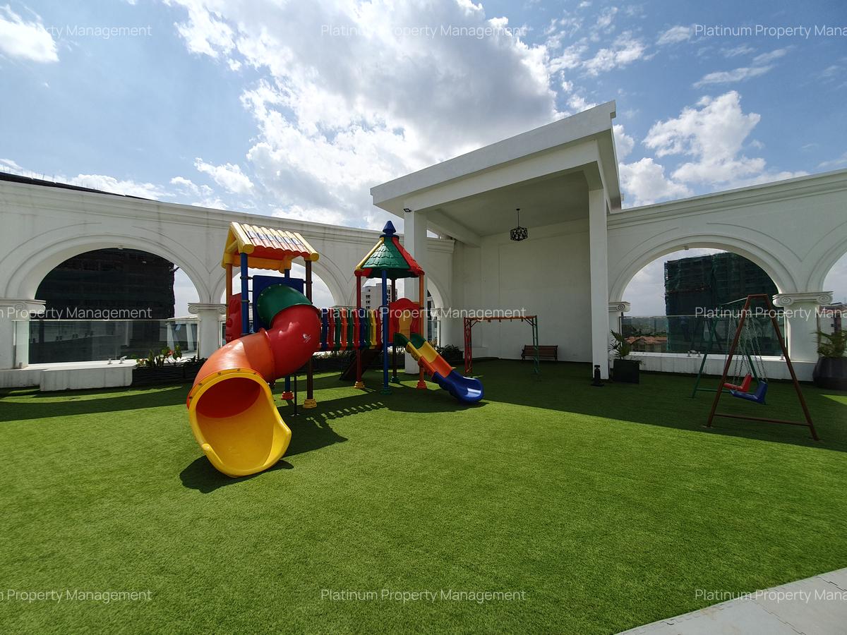 3 Bed Apartment with En Suite at City Park Drive - 18