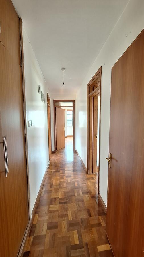 3 Bed Apartment with En Suite at Valley Arcade - 9