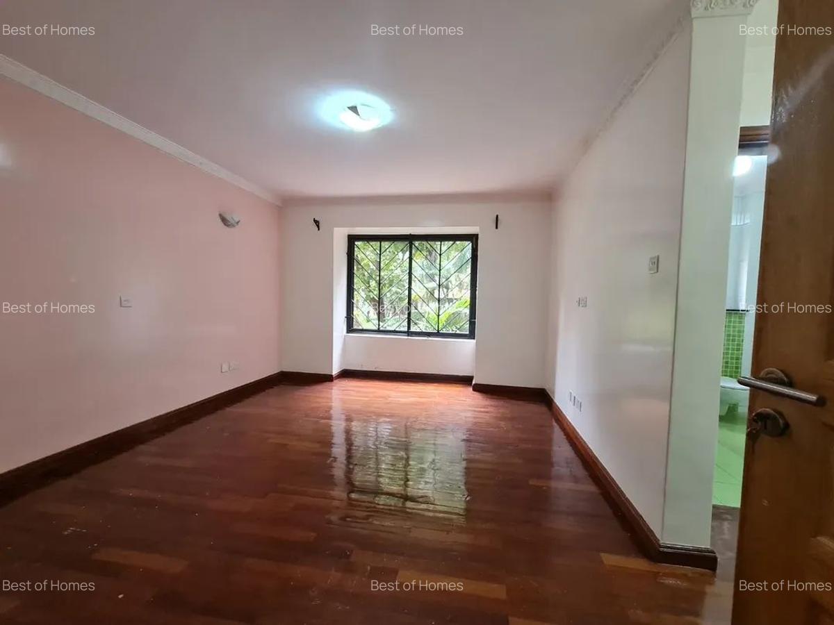 3 Bed Apartment with En Suite in Kileleshwa - 4