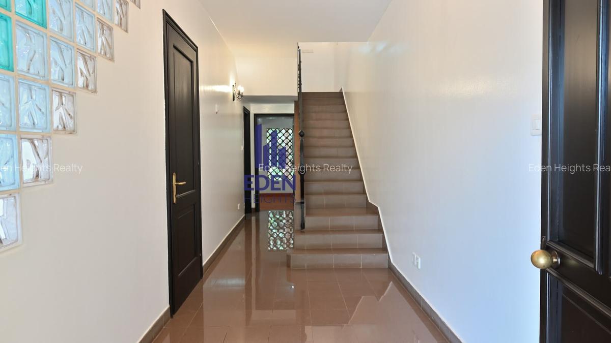 3 Bed Townhouse with En Suite in Westlands Area - 14