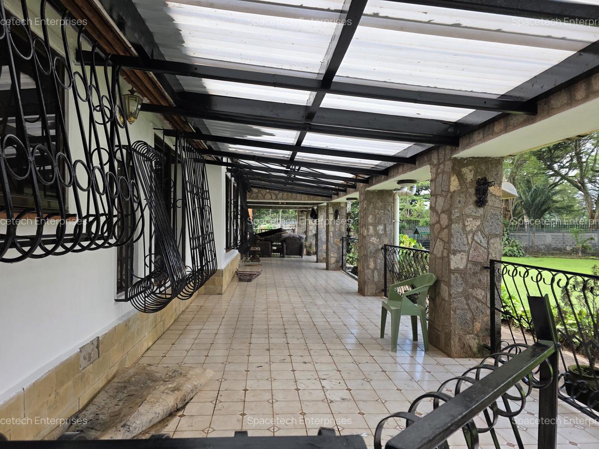 4 Bed House with En Suite in Spring Valley - 6