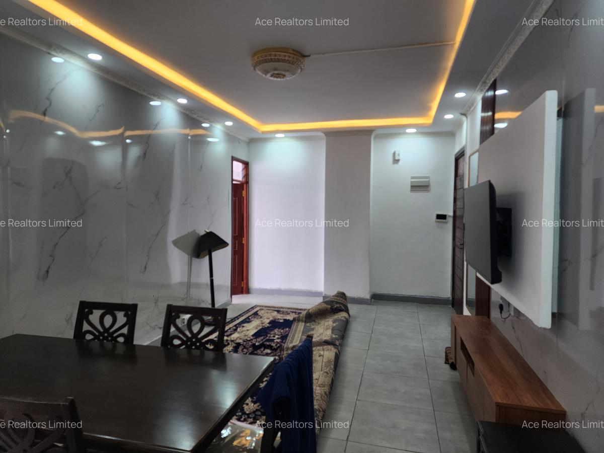 Furnished 4 Bed Apartment with En Suite at 2Nd Parklands Avenue - 9
