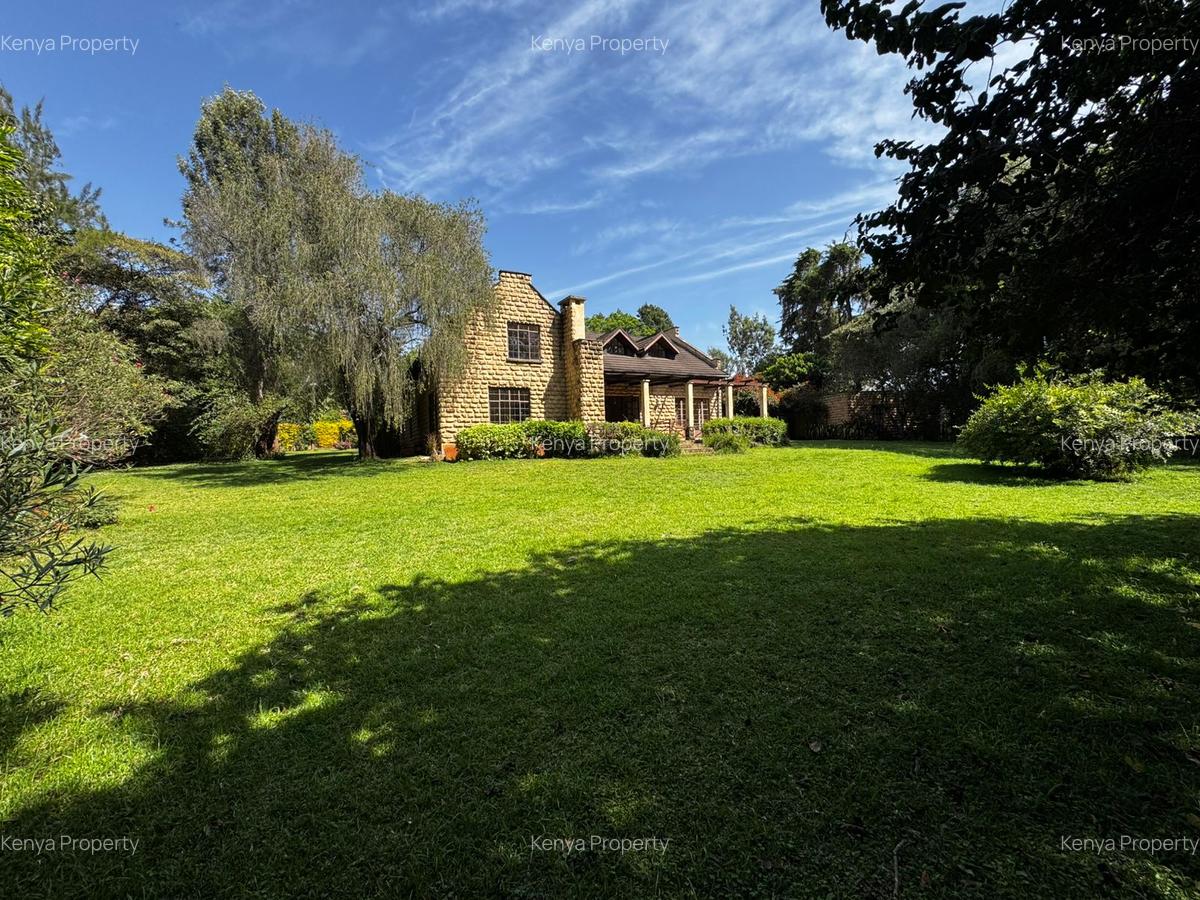 6 Bed Villa with En Suite at Hardy - 3