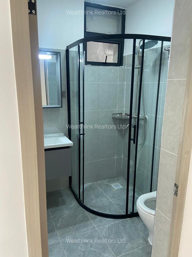 1 Bed Apartment with En Suite at Kindaruma Road - 8