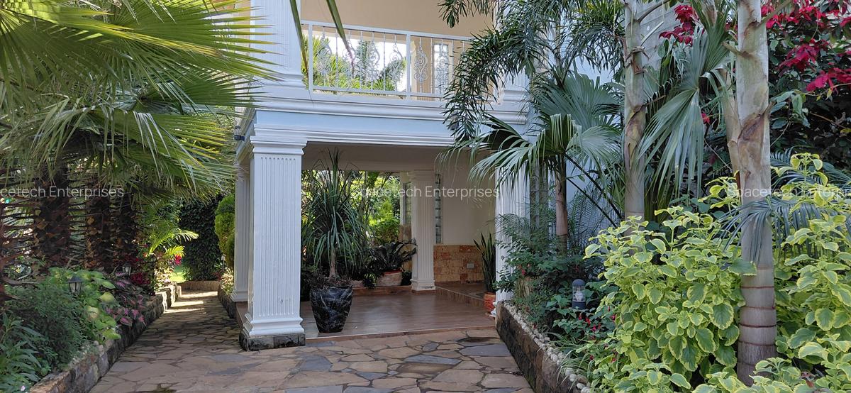 5 Bed House with En Suite in Runda - 5