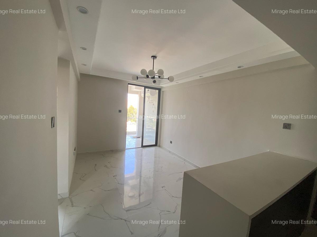 2 Bed Apartment with Gym in Kilimani - 11