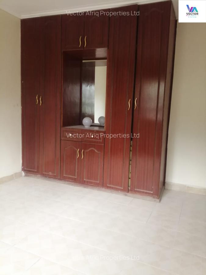 5 Bed Townhouse with En Suite in Syokimau - 3