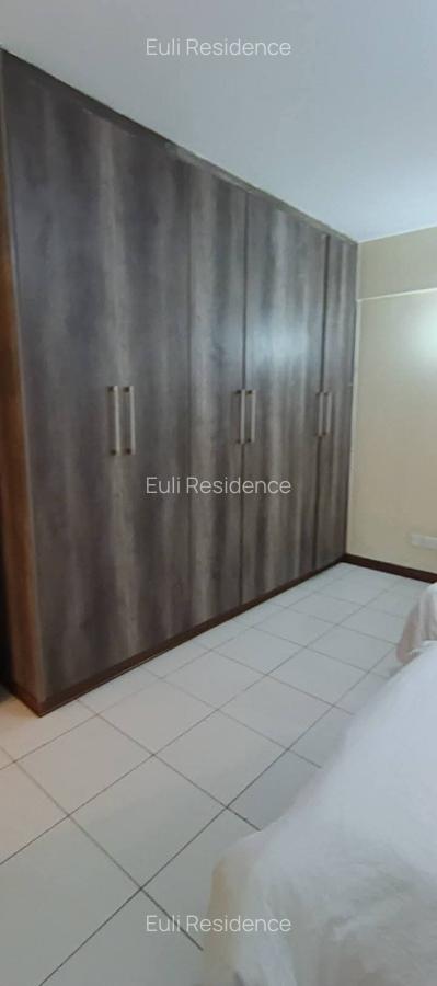 Serviced 2 Bed Apartment with En Suite at Lantana Rd - 12