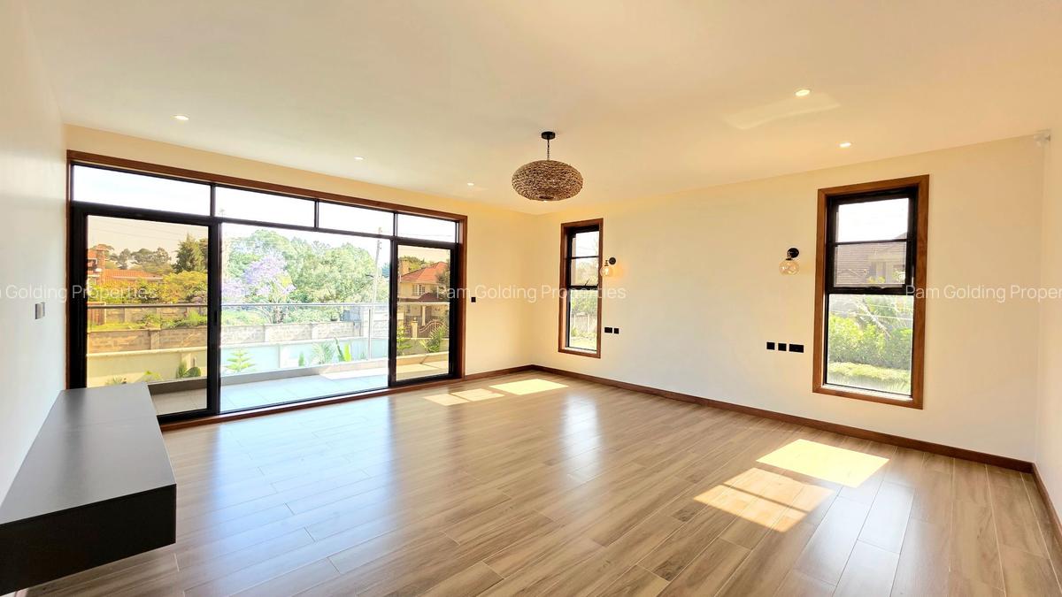 5 Bed House with En Suite in Karen - 12