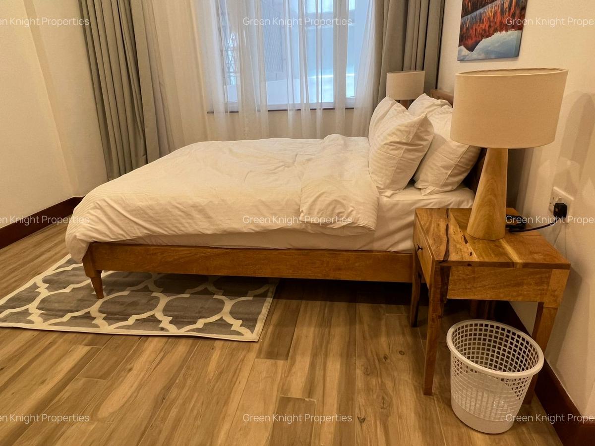 Serviced 3 Bed Apartment with En Suite in Westlands Area - 12