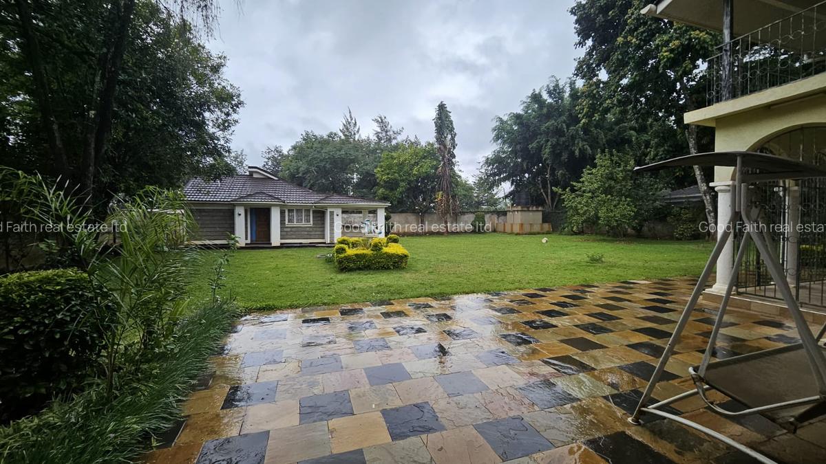 5 Bed House with En Suite in Runda - 4