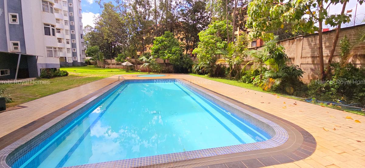 3 Bed Apartment with En Suite at Lavington Hatheru - 3